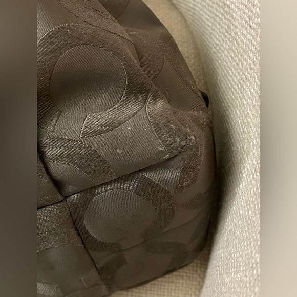 Coach Madison Op Art Maggie, F1120-18763. Grey exterior with purple lining. - Picture 14 of 16